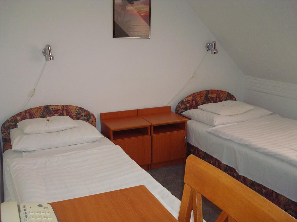 Hotel Termal Tiszaújváros Habitación foto